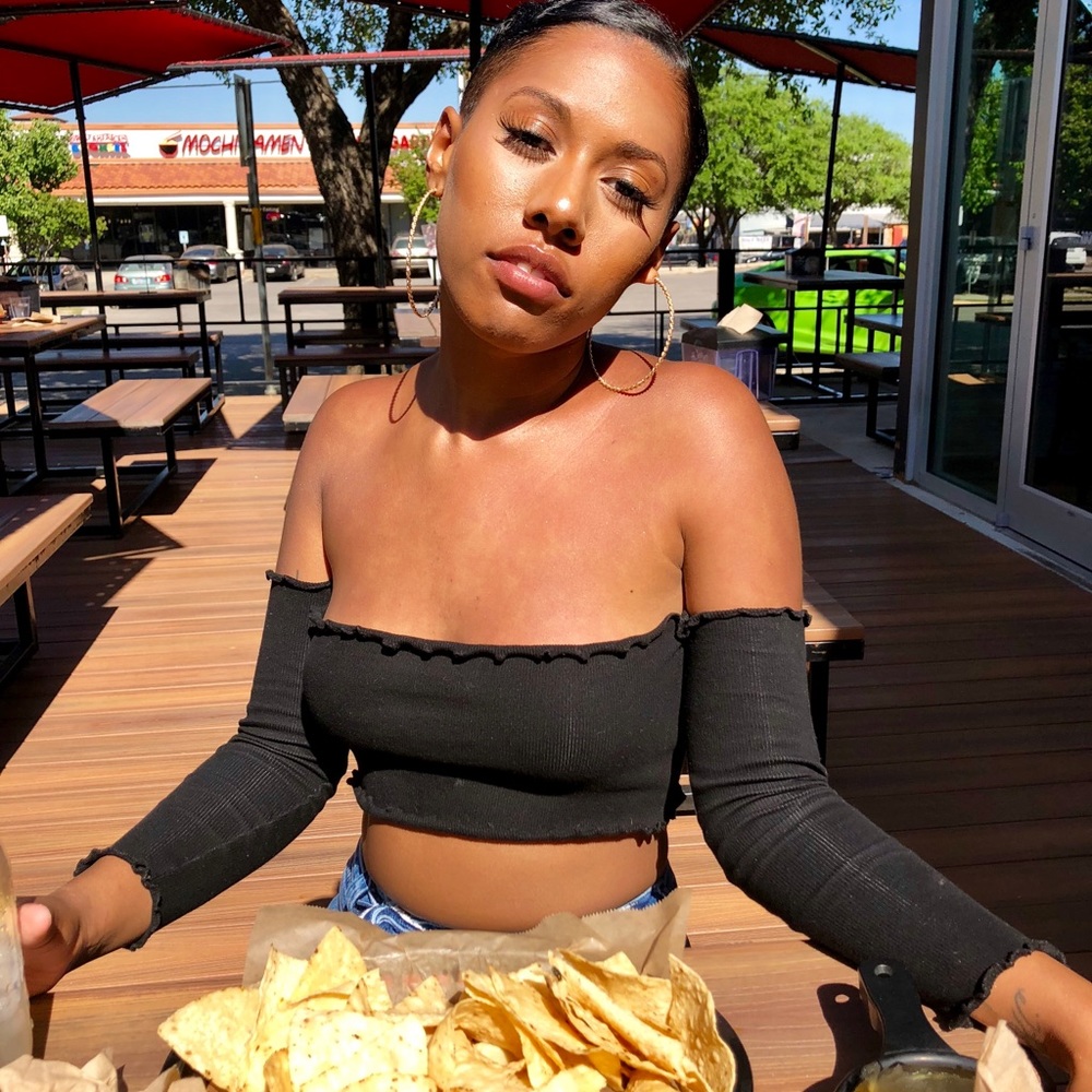 Meet your Posher, Aliah